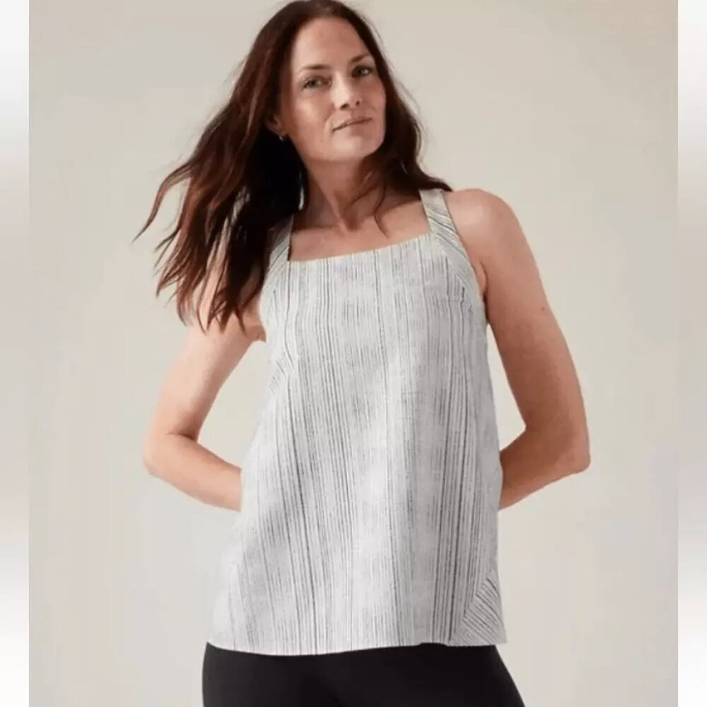 NWT XS White Athleta Arrival Tank Amara Stripe Breathable Stretch Flowing